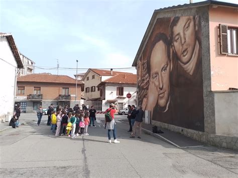 Inaugurato A Nichelino Il Murale Dedicato A Don Milani Tolardo Opera