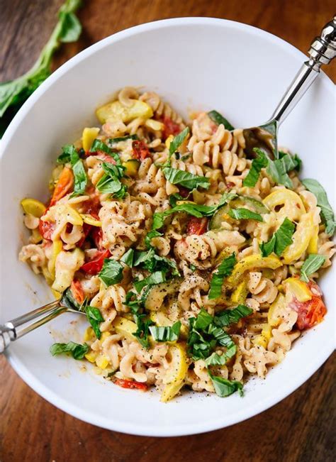 Simple Summer Pasta Recipecreamy Cherry Tomato Summer Squash Pasta