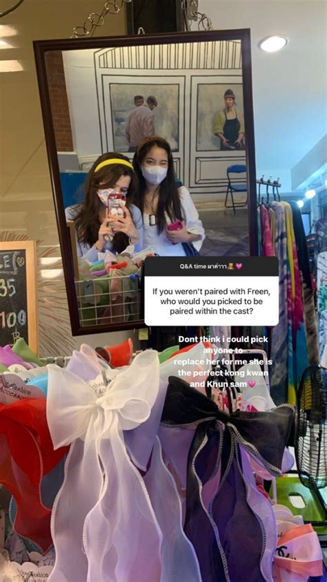 Pin By L On FreenBecky Cute Lesbian Couples Bad Romance It Cast