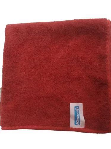 Red Plain Gsm Weft Knitted Microfiber Cloth Square Size X