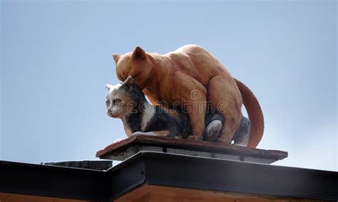 Sculpture Cat Has Sex With A Cat Editorial Image Image Of Gypsum Modern 250407115