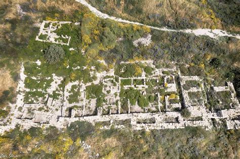 Tel Gezer | The Brain Chamber