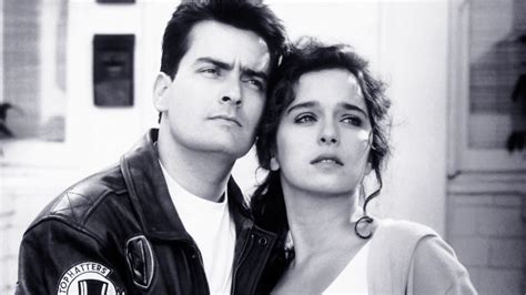 Hot Shots película 1991 Tráiler resumen reparto y dónde ver Dirigida por Jim Abrahams