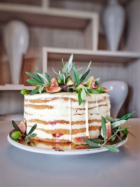 Naked Wedding Cake With Figs And Olive Holiday Baking Wedding Cake