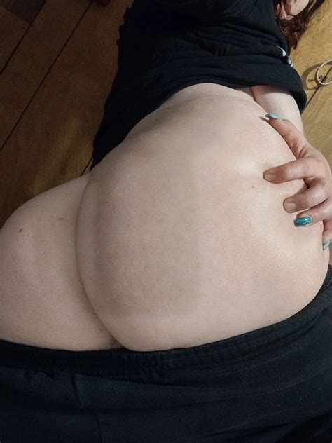 Big Booty Milf Nude Pics Xhamster