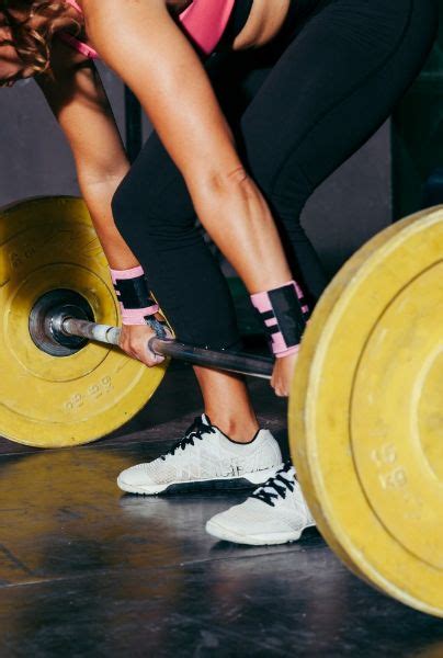 Mira Cómo Es El Método Para Regular Entrenamiento De Fuerza En El Gimnasio Mui Fitness En El