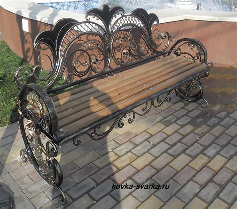 Садовые скамейки из ковки - 85 фото