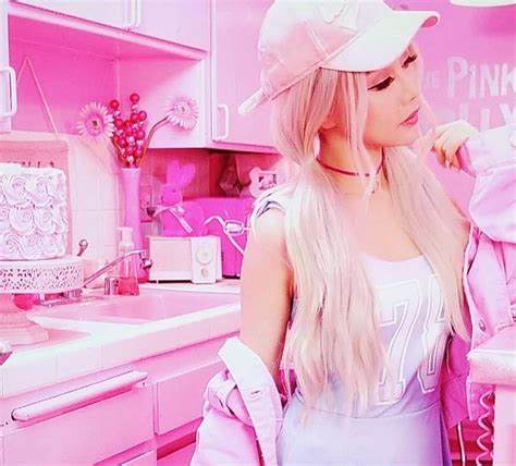 Whos Listened To Cake Link Is In My Bio Or Search Wengie Cake 😍🙏