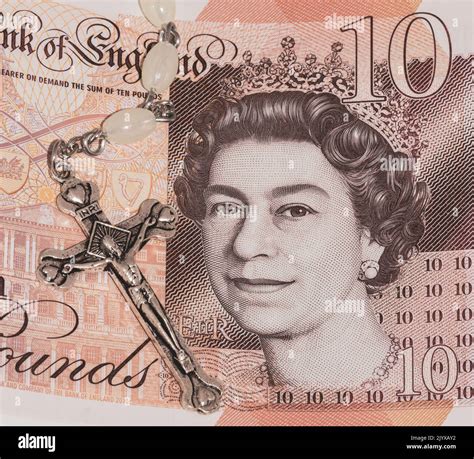 Currency Note Queen Elizabeth Ii Hi Res Stock Photography And Images