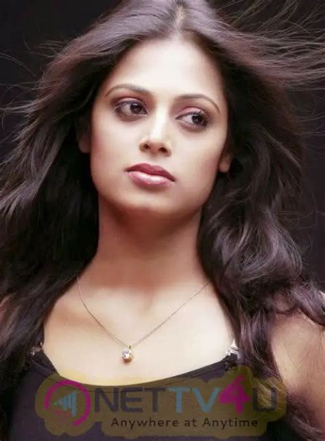 Tamil Actress Sindhu Menon Latest Hot Photoshoot Stills 221577 Galleries HD Images