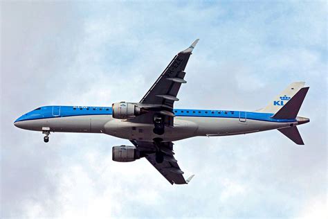 PH EZE Embraer Emb 190 100LR 19000288 KLM Cityhopper H Flickr