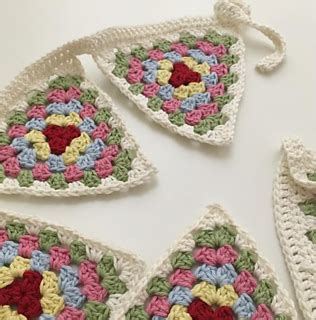 Ravelry Granny Triangle Bunting Pattern By Nicola Furey