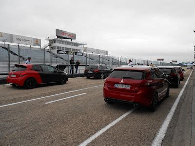 PuntoKilométrico Evento Peugeot Driving Experience en el Jarama