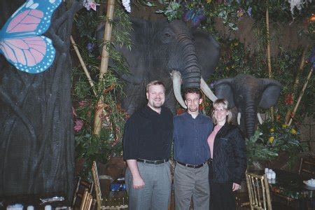 Seattle SeaTac Rainforest Cafe Elephants – Celebrate Big!