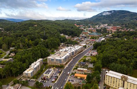 850 Blowing Rock Rd, Boone, NC 28607 - The Standard at Boone | LoopNet