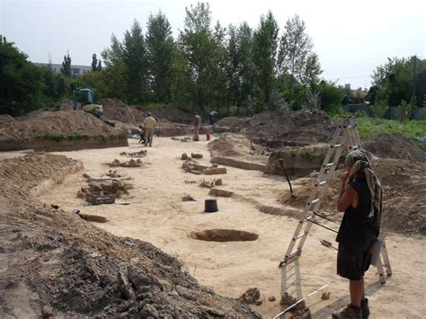 Badania Reduta Ordona Pogotowie Archeologiczne