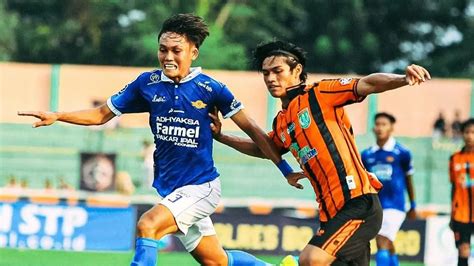 Kecurigaan Netizen Lihat Persibo Persikota Dan Adhiyaksa Farmel Kompak