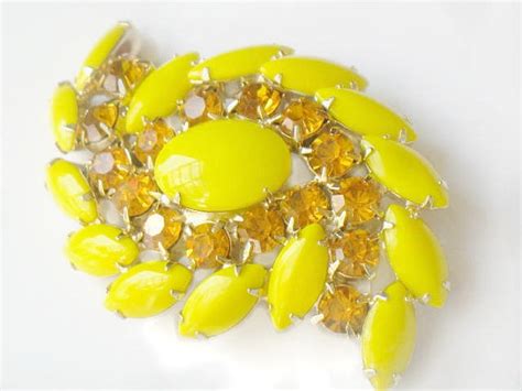 Vintage Yellow Brooch Rhinestone Glass Possible Juliana Etsy