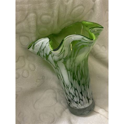 Unknown Accents Hand Blown Art Glass Flower Vase Green White Ruffled Rim 75 Tall Poshmark