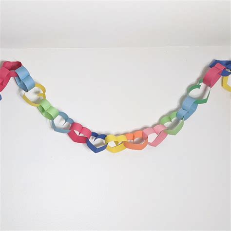 Valentine’s Day Paper Chain - Raising Hooks