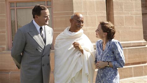 'Viceroy's House': A Warm-Hearted Look At The Sunset Of The British ...