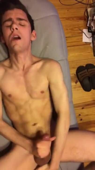 Auch Ein Sehr Geiler Typ Free Gay Porn Video A1 XHamster