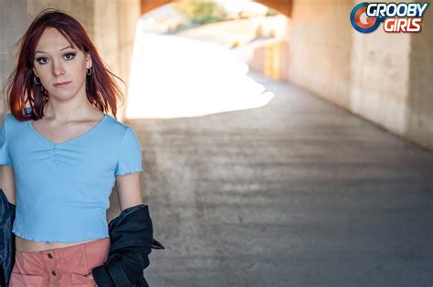 GROOBYGIRLS Patrice S Car Trouble Nude Pics XHamster