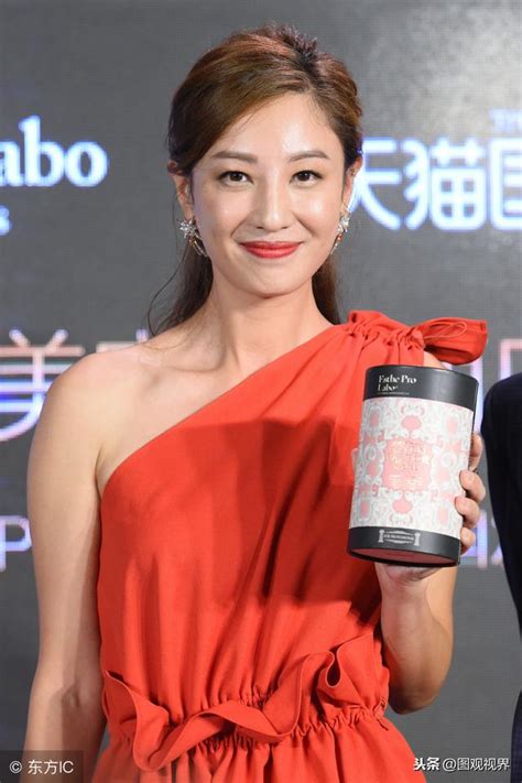 中國10位姓鄭的女明星一覽，裡面最紅的人就是鄭爽了 每日頭條