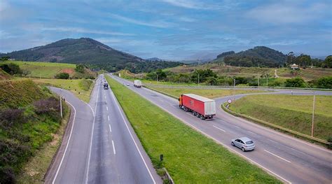 Rodovia Fernão Dias registra 163 acidentes no feriado de Páscoa