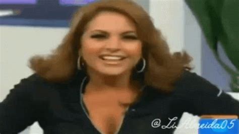 Lucero Singing Lucero Singing Performing Discover Share Gifs My XXX Hot Girl