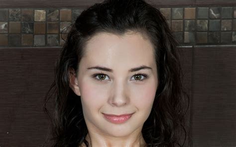 ミ 𝘹 𝘴𝘩𝘰𝘵𝘴 彡 on Twitter The face The pussy pussyportraits