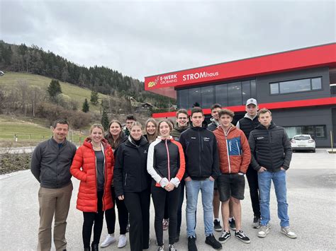 Raumberg Schüler auf erneuter Exkursion im STROMhaus