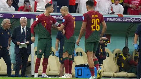 Foto Bukti Cristiano Ronaldo Enggak Ngambek Jadi Cadangan Portugal Vs Swiss