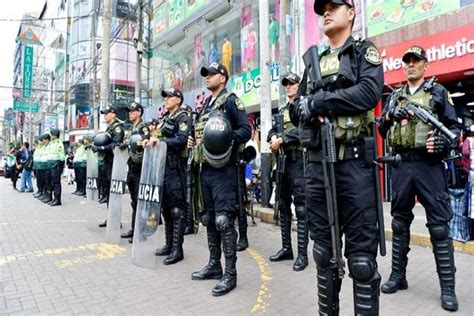 Refuerzan Presencia Policial En Gamarra Para Garantizar Seguridad En