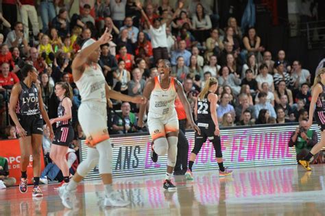 Villeneuve D Ascq Prend L Avantage Sur L ASVEL Dans La Finale LFB