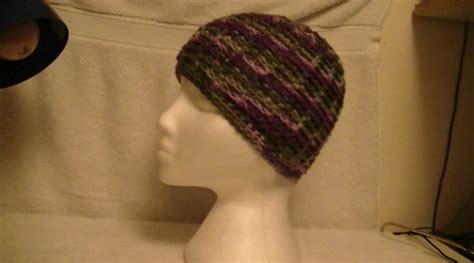 Crochet Ribbed Reversible Beanie | Curious.com