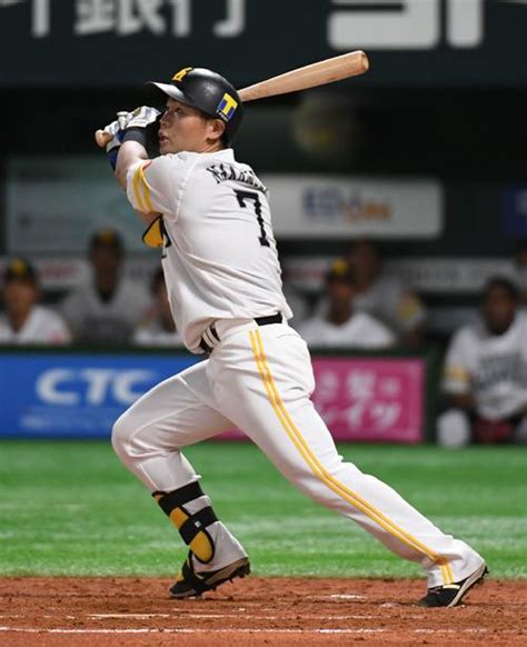 ソフトバンク中村晃、睡眠障がいに負けず懸命プレー プロ野球番記者コラム 野球コラム 日刊スポーツ