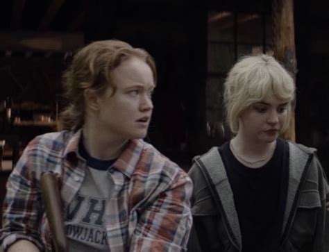 Pin By Lulu On Tv Yellowjackets Shipman Headcanon Lesbian