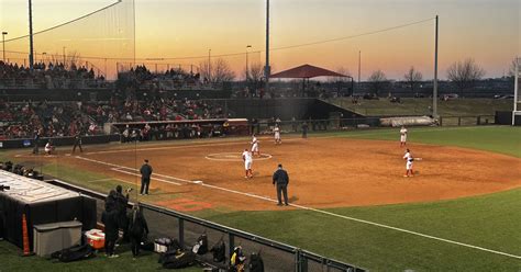 Huskers Softball Recap Wichita State 7 Nebraska 1 Nebraska Rhonda Revelle Billie Andrews