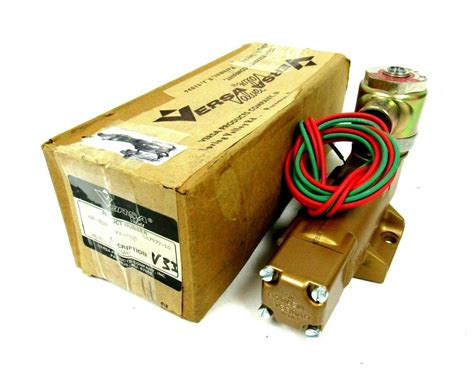 NEW VERSA VALVES VGS 3532 CA XX A120 SOLENOID VALVE VGS3532CAXXA120