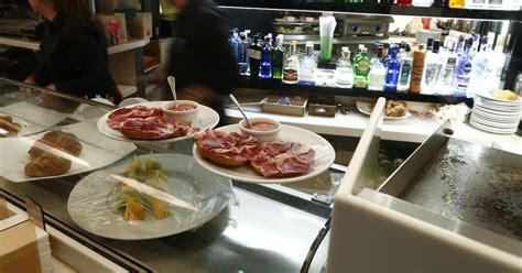 El Jefe De Un Restaurante Responde A La Queja De Un Cliente Que Pidió Tapas A Seis Minutos De