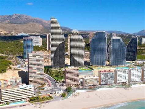 Ticos En Platja De Ponent Benidorm Pisos