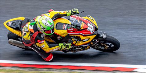 British Superbikes Brands Hatch 2022 012 Anthony Britton Flickr