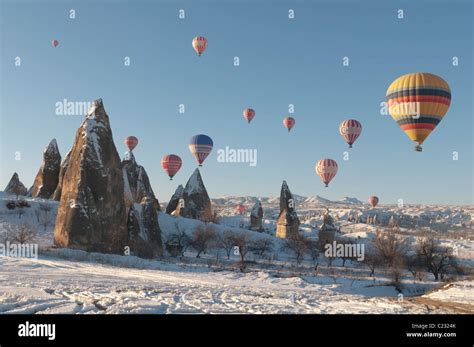 La montgolfière en Cappadoce Anatolie centrale de la Turquie Photo