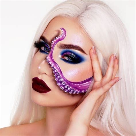 People Are Turning Themselves Into Disney Villains Using Makeup And