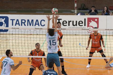 Fotos del partido Pamesa Teruel Voleibol Volei Villena Petrer Imágenes