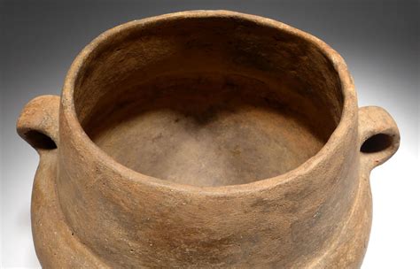 Finest Large European Bronze Age Ceramic Primary Urn From The Urnfield