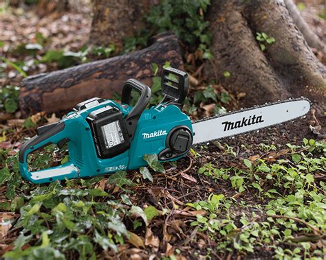 Makita 36V LXT Chainsaw Kit XCU04PT1