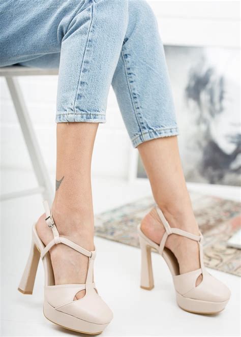 Ayakkabı Ateşi Nude Cilt Topuklu Ayakkabı Orfila Fiyatı ve Özelliklerı Badem