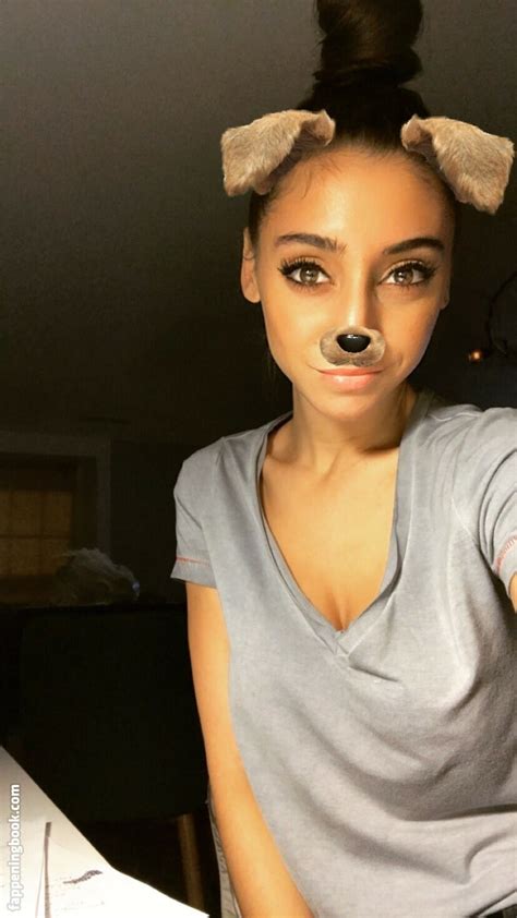 Andrea Helfrich Andreahelfrichofficial Nude OnlyFans Leaks Fappening Page FappeningBook